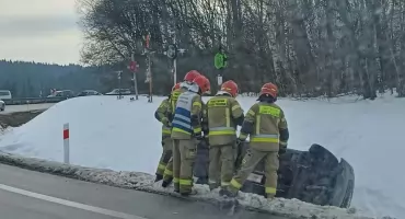 Groźnie wyglądające dachowanie na 