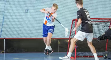 Kanonada w Nowym Targu. Juniorzy Szarotki deklasują rywali ze Startu Pruszcz