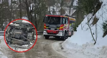 Pożar pojazdu osobowego w Brzegach - działania służb ratunkowych