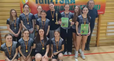 Zawodniczki z Sieniawy wygrywają i meldują się w półfinale wojewódzkim