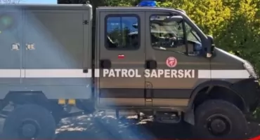 Granaty znalezione podczas prac w Miejskiej Hali Lodowej w Nowym Targu