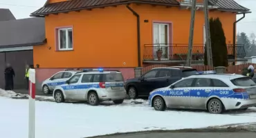 Śmierć seniorki w Starem Bystrem - policja nie wyklucza morderstwa