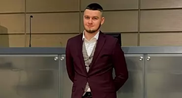 Wojciech Bafia wśród stypendystów premiera.