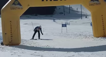 Powiatowe mistrzostwa w narciarstwie alpejskim - rywalizacja młodzieży na stoku Czorsztyn Ski