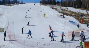 Wojewódzkie zawody snowboardowe dzieci i młodzieży rozegrane w Nowym Targu