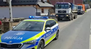 Kierowca ciężarówki pod wpływem alkoholu potrącił mężczyznę w Witowie