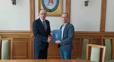 W Nowym Targu powstanie wieża widokowa na Długiej Polanie - podpisano umowę