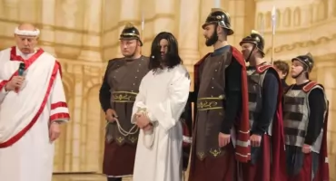 Wspólnota, wiara i tradycja. Wyjątkowe Misterium w Łapszach