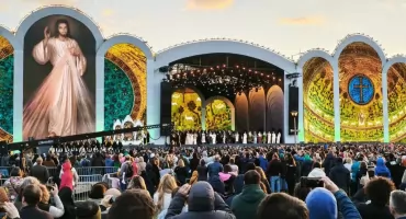 Rok od Symfonii Miłosierdzia - wydarzenie wraca w nagraniach