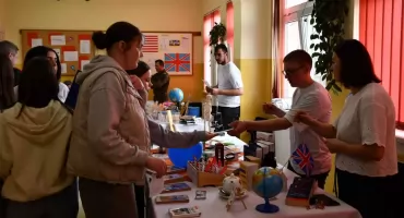 Otworzyli drzwi do przyszłości. Ósmoklasiści zajrzeli do CKiW w Szczawnicy–Jabłonce