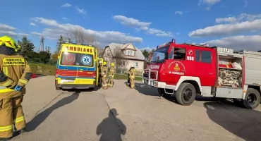 Potrącenie przy kościele w Podwilku. Nie obyło się bez służb 