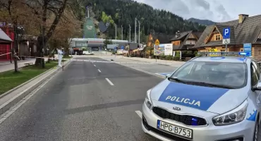 Zniszczony  bankomat w Zakopanem. Policja zabezpiecza ślady i monitoring