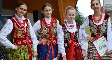 Młodzi górale pokazali siłę tradycji. „Nuta Dunajca” przyciągnęła blisko 150 uczestników