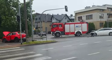 Groźne zderzenie na skrzyżowaniu ul. Szaflarskiej i al. 1000-lecia w Nowym Targu