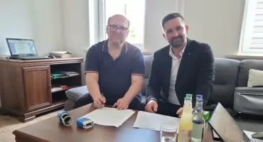 Rob-Gont z Czerwiennego z kolejnym zleceniem przy kościele w Pstrążnej