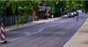 Nocne zamknięcia ulic w Zakopanem. Trwają ostatnie prace przy nowej nawierzchni