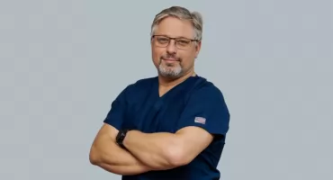 Zdrowie mężczyzn to nie temat tabu. Urolog dr n. med. Kamil Bochynek o profilaktyce, wstydzie i podejściu Polaków do zdrowia
