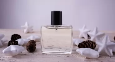 Niszowe perfumy jako prezent – luksus, który mówi więcej