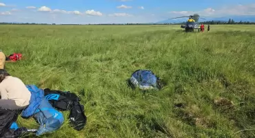 Paralotniarz spadł z około 50 metrów podczas zawodów w Baligówce. Na miejsce wezwano śmigłowiec LPR