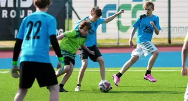  Młodzi piłkarze rywalizowali na Stadionie Miejskim. SP nr 11 najlepsza w Nowym Targu