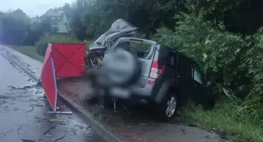 Policja przedstawia pierwsze ustalenia po śmiertelnym wypadku w Krośnicy