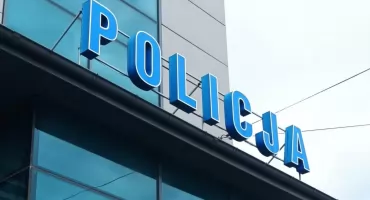 Autor obraźliwego wpisu o policjantach z Nowego Targu usłyszał zarzuty