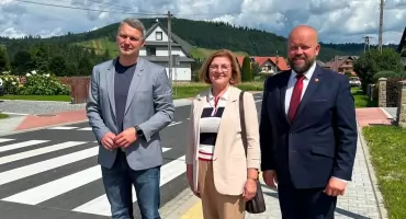 Rozbudowa drogi w Niedzicy zakończona. Powiat odebrał inwestycję wartą 3,5 mln zł