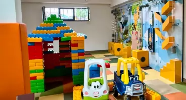 Nowe przedszkole i żłobek w Poroninie - dzień otwarty przyciągnął rodziców, dzieci i dziennikarzy