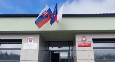 Szybka interwencja służb pomogła kobiecie. Ukrywała się przed partnerem
