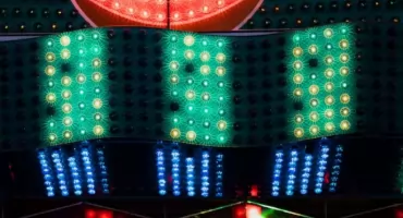 Oświetlenie eventowe a branding – jak budować wizerunek firmy poprzez światło?