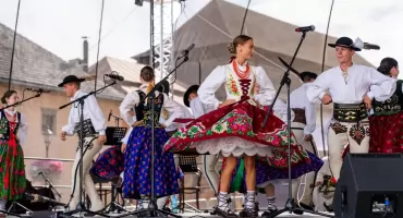 Most Kultury połączył Zakopane i Poprad. Pod Tatrami spotkały się tradycje