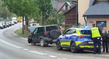 Zderzenie dwóch samochodów w Białce Tatrzańskiej. Ruch odbywał się wahadłowo