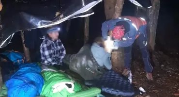 Cztery Polki zaginęły w Tatrach. Słowaccy ratownicy odnaleźli je przy schronisku
