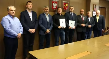 Droga w Ochotnicy Górnej do przebudowy. Podpisano umowę na ponad milion złotych